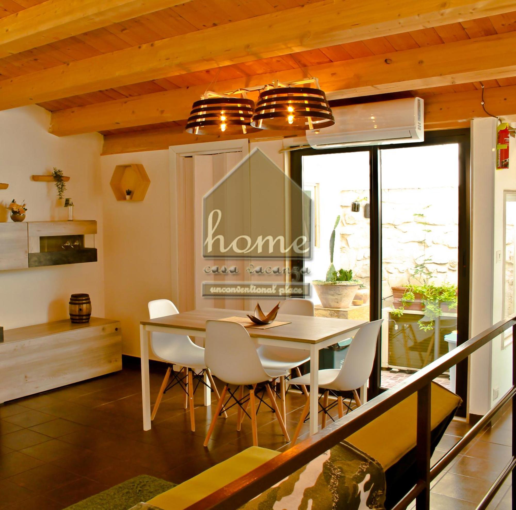 Casa *